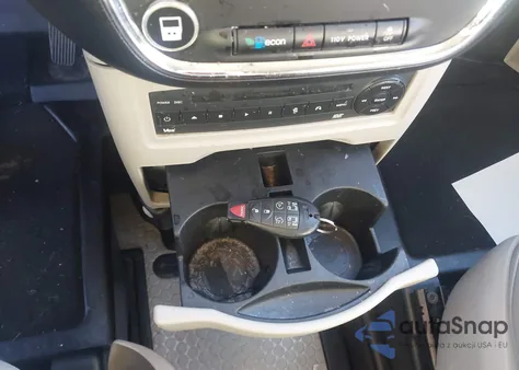 2012 Chrysler Town & Country Limited from USA, damaged, VIN 2C4RC1GG8CR298122